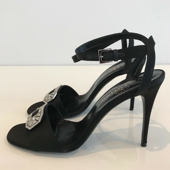 VALENTINO GARAVANI BLACK SATIN CRYSTAL ART DECO SANDALS SIZE IT 38 / US 8 - Picture 7 of 16